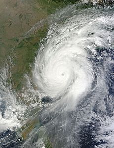 Hudhud 2014-10-12 0510Z