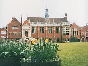 Selwyn College, Cambridge - geograph.org.uk - 1435190