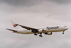 Spanair Boeing 767-3Y0ER EC-FHA