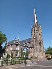 Zieuwent, kerk foto2 2010-07-19 11.29