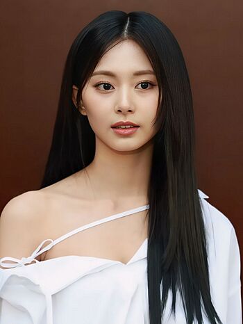 20240305 Chou Tzuyu 周子瑜 03.jpg