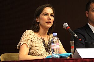 Ana Kasparian (8099266992)