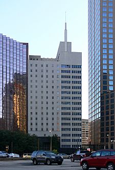 Dallas 1500 Pacific Ave.jpg