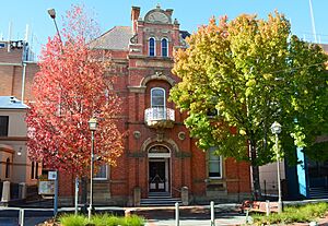 Goulburn Town Hall 003