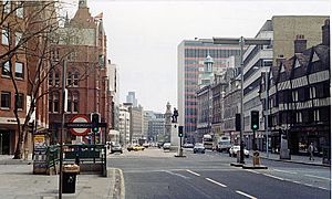 High Holborn in 1984