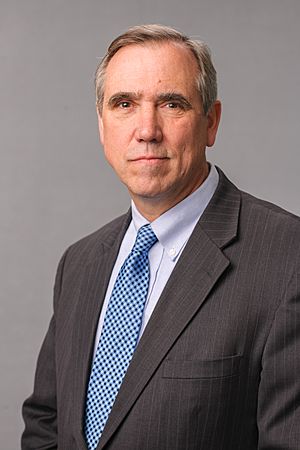 Jeff Merkley, 115th official photo.jpg