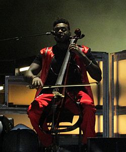 Kevin_Olusola_(42077235010)