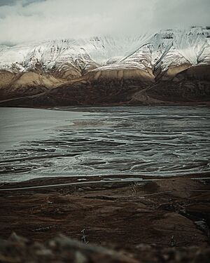 Longyearbyen outskirts