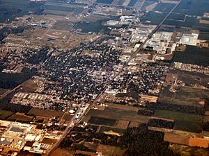 Nappanee-indiana-from-above-close