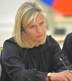 Véronique Laury (2016) (cropped).jpg