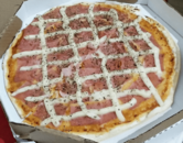 Pizza de presunto e requeijão