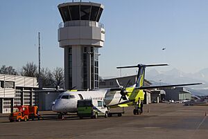 Skywork Q400 in Bern