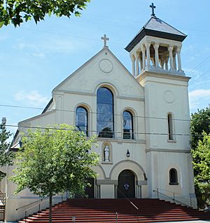 St John-Baptist Catholic Church, Chico, USA - panoramio (cropped)