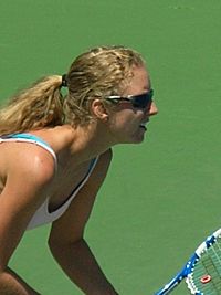 Urszula Radwańska practicing at Bank of the West Classic 2010-07-25 4