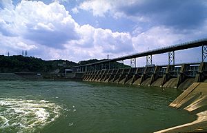 Watts Bar Dam.jpg