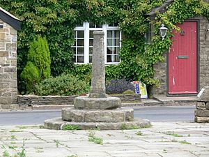 Affetside Cross