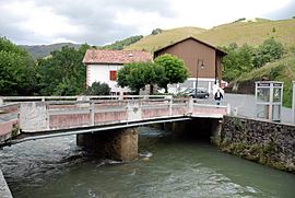 Esterençuby Pont.JPG