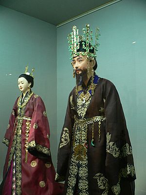 Korea-National.Folk.Museum-01