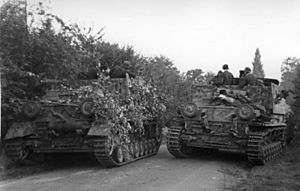 Bundesarchiv Bild 101II-M2KBK-771-34, Arnheim, Flakpanzer IV