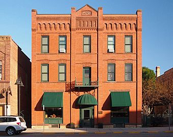 Commercial Hotel Wadena.jpg