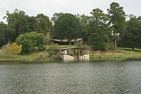 Hodges Gardens State Park 4.jpg