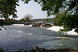 Mapledurham Weir