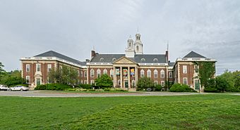 Newton City Hall, Massachusetts.jpg