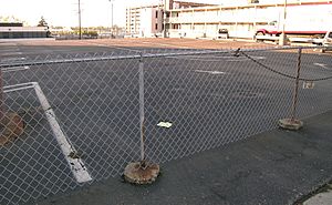 Ponchartrain Apartments Detroit DEMOLISHED