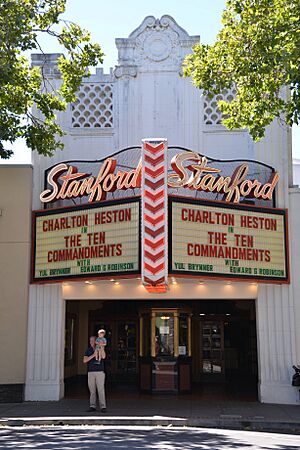 Stanford Theatre (9065375294)