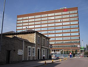 Swindon railway station long shot