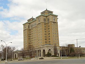 The Battle Creek Federal Center (battlecreekcvb) 001