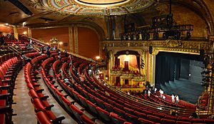 Elgin Theatre Toronto 18078451842