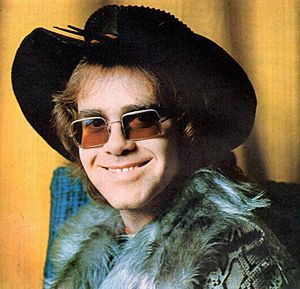 Eltonjohn photo 1971