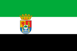 Flag of Extremadura with COA.svg