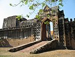 King Narai Palace Inner Gate.jpg