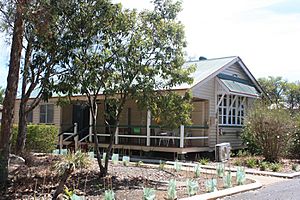 Mt Tarampa State School (2014).jpg