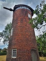 Norton Lindsey windmill.jpg