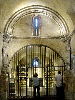 Oviedo - Catedral, Camara Santa 11