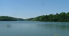 Lake linville.jpg