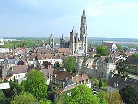 Senlis - general view 003.jpg