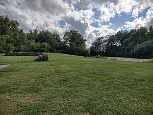 Stone wall at Ritchey House.jpg