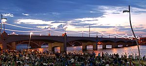 Tempe town lake bridge 07042006