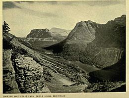 ViewFromTripleDividePeak(south)