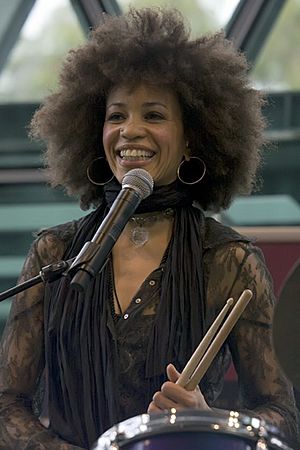 Cindy Blackman .jpg