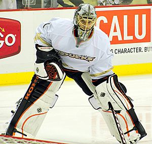 Jonas Hiller Ducks 2012-02-15