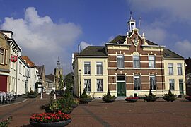 Op de Kaai in Oude-Tonge.