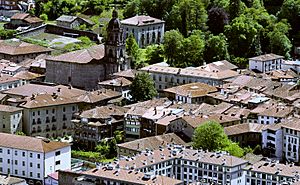 Bergara main square