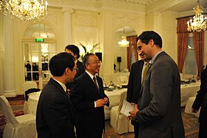 Chinas State Councillor Dai Bingguo and Robin Niblett (6191750778)