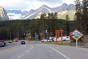 Lake Louise AB entrance