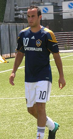 Landon Donovan at Galaxy at Earthquakes 2010-08-21 1